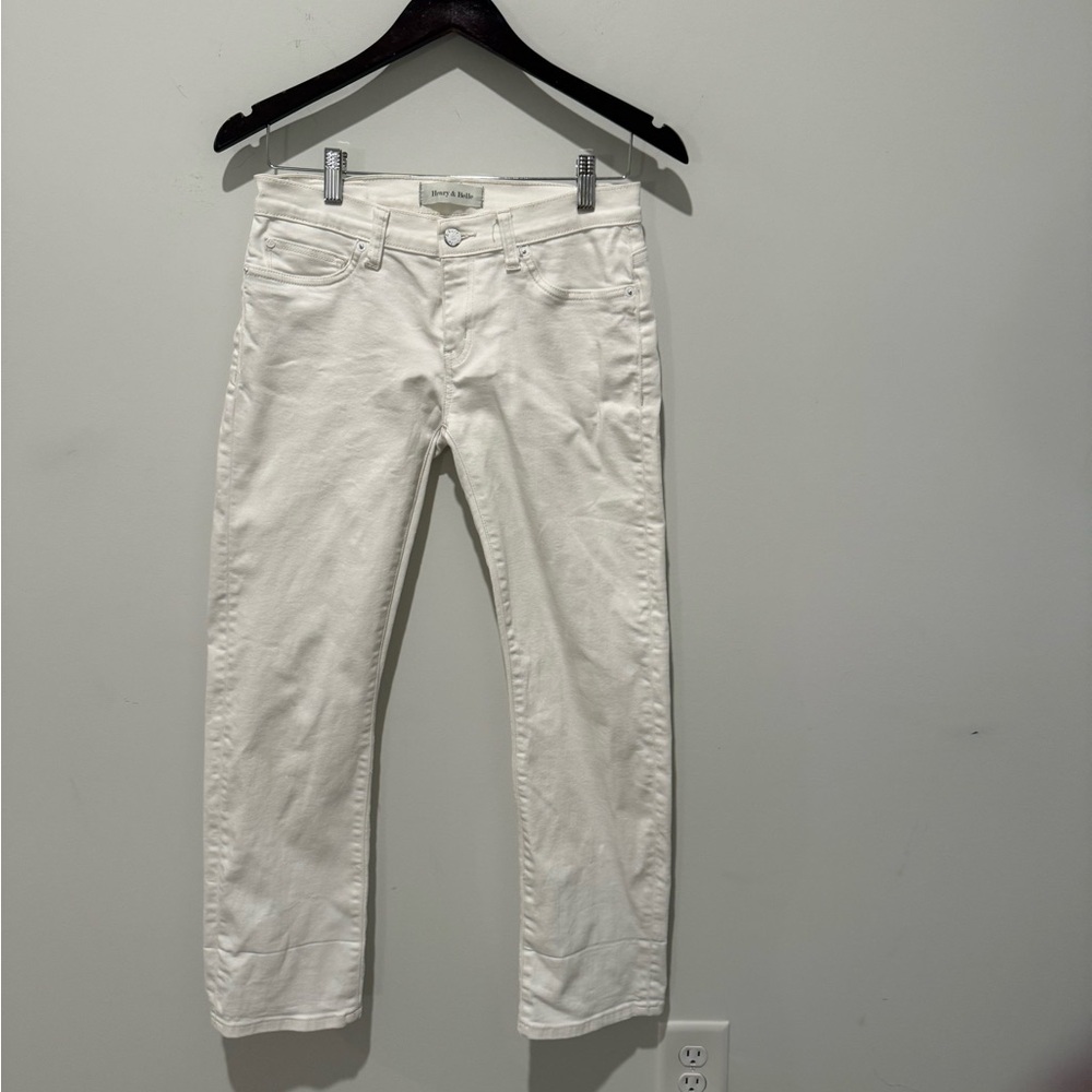 Henry & Belle Women's Straight Leg Jeans in White